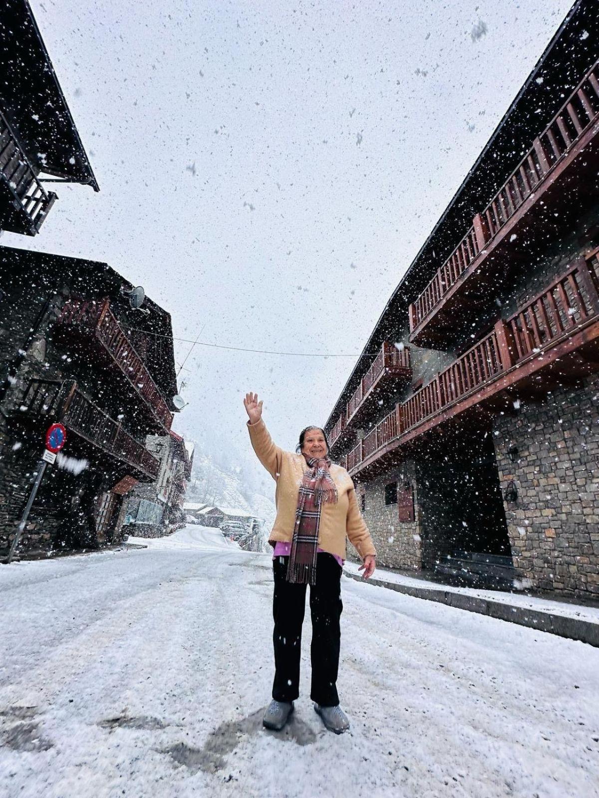 Hotel Valls Valira Os de Civís エクステリア 写真